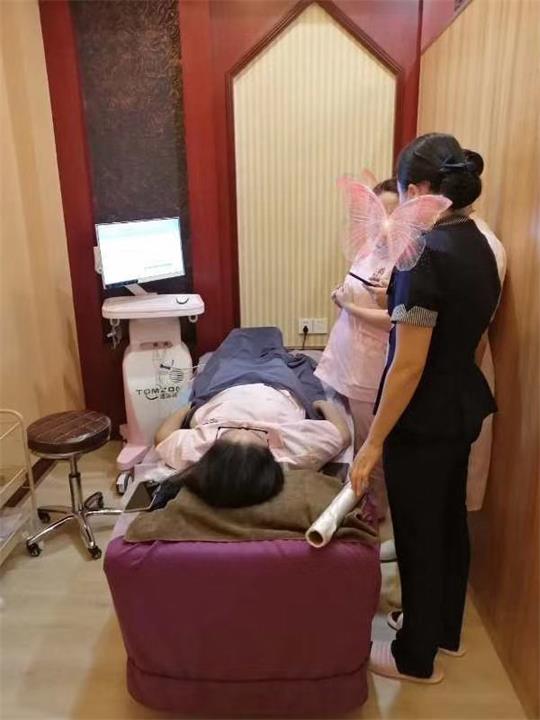 便攜式盆底康復(fù)治療儀，解決產(chǎn)康從業(yè)者上門產(chǎn)康服務(wù)